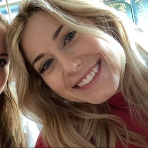 Meet your Posher, Madison